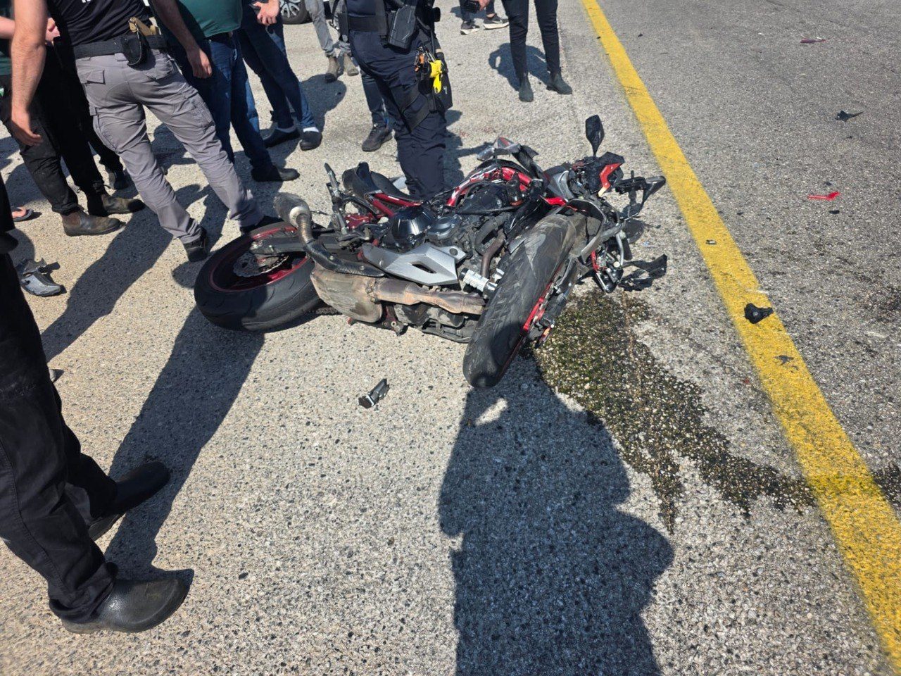 قرب دير حنا: إصابة راكبي دراجة نارية بجروح خطيرة ومتوسطة خلال حادث على شارع 66، ونقلهما إلى مستشفى بوريا لتلقي العلاج