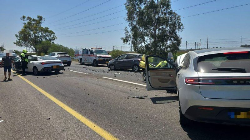 مصرع شاب وإصابة شابة في حادث طرق مروع على شارع 42 بالنقب