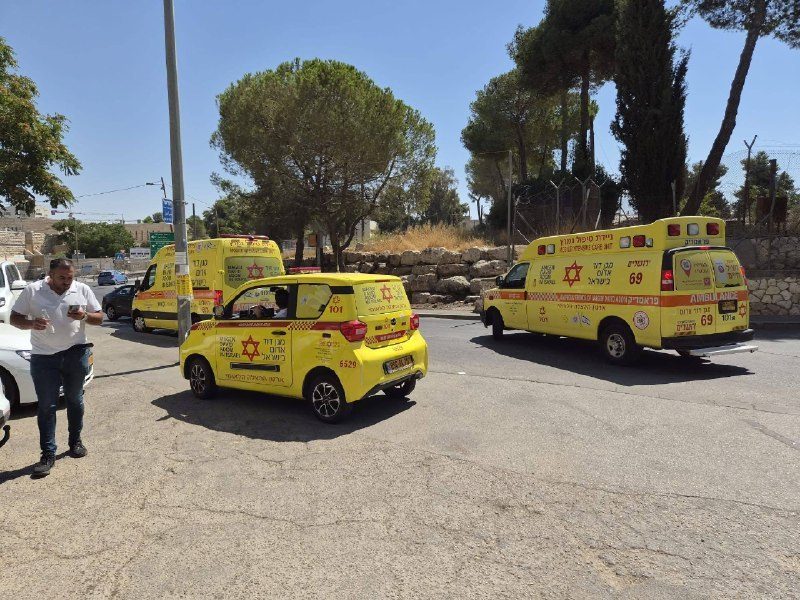 إصابة شاب بجروح خطيرة إثر انفجار سخان شمسي في القدس